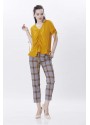 İp Detaylı Sarı Bluz- Kare Desenli Gri Kumaş Pantolon 